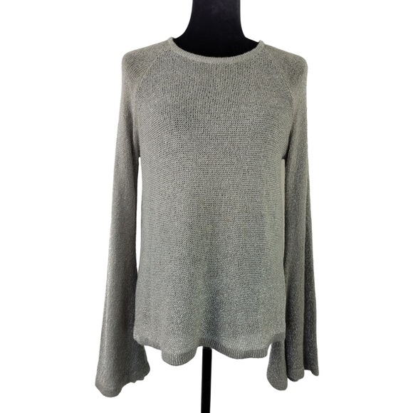 Romeo + Juliet Woman’s Tan Long Bell Sleeve Key Hole Back Knit Sweater size L - Picture 1 of 9
